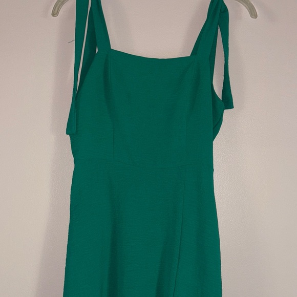 Elegant Green Sleeveless Dress Monteau brand - Picture 2 of 10